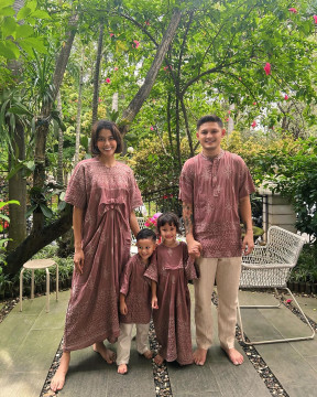 Syamsir Alam dan keluarganya. (Instagram @syamsir11alam)